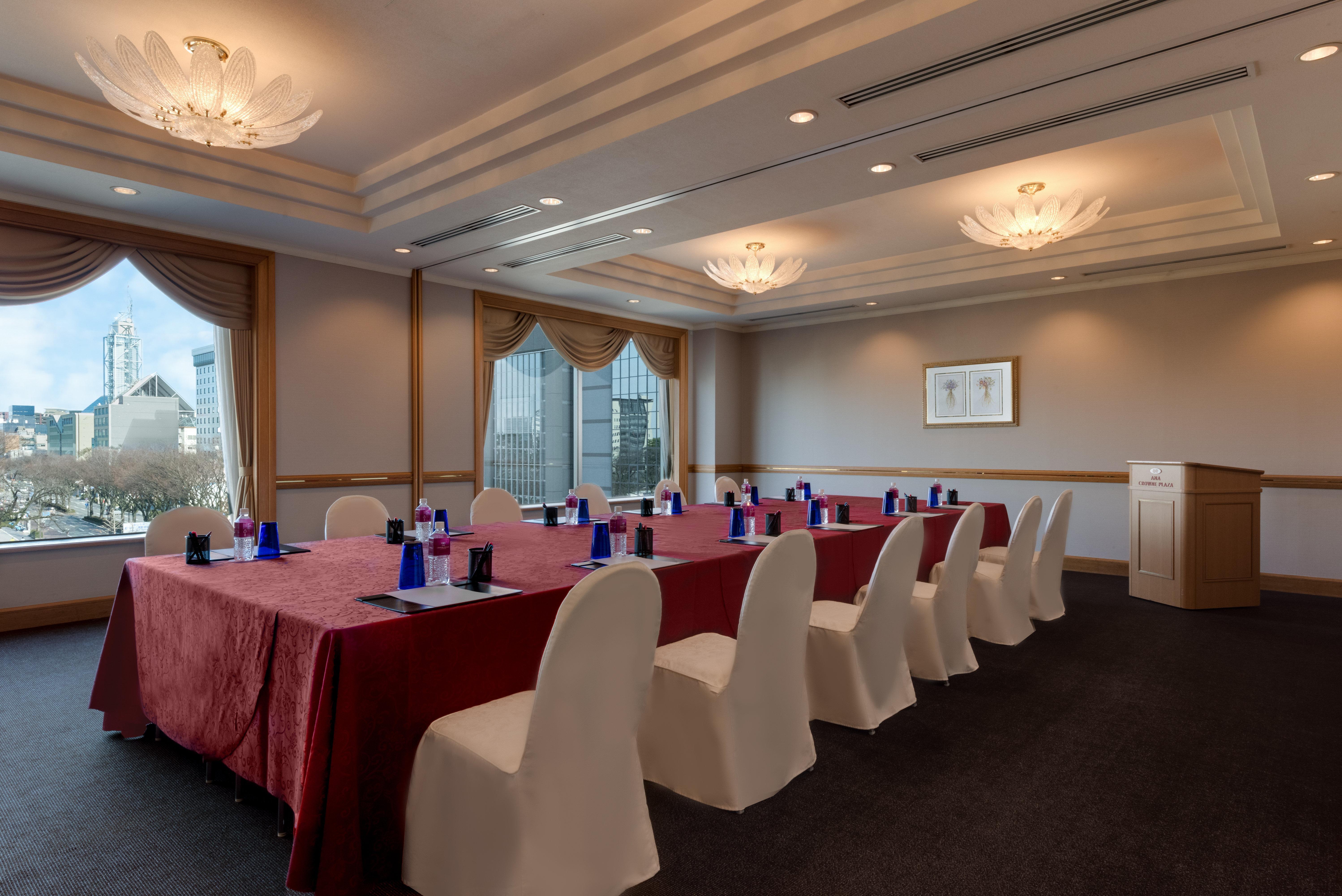 Ana Crowne Plaza Toyama By Ihg Hotel Exterior photo