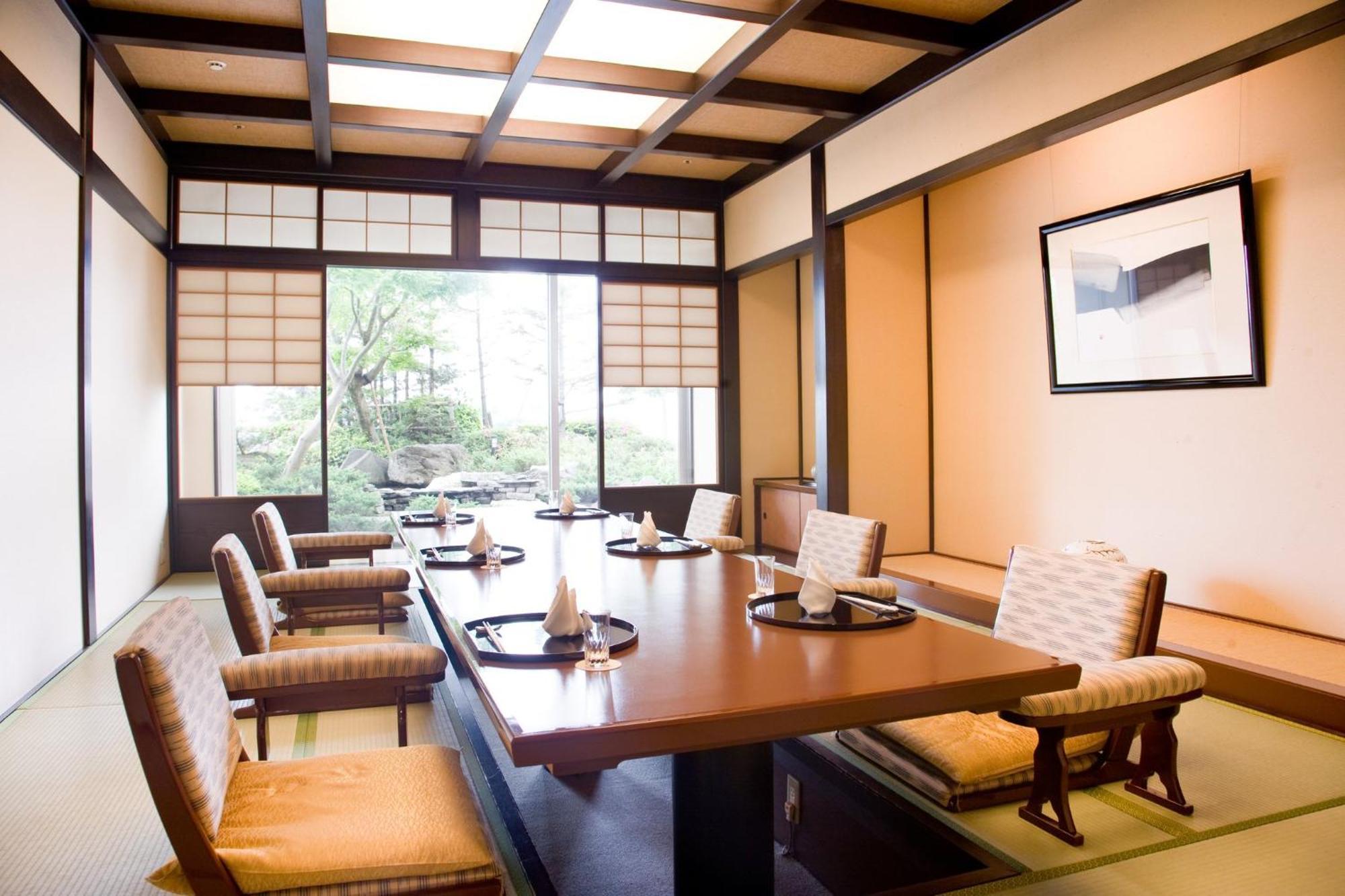 Ana Crowne Plaza Toyama By Ihg Hotel Exterior photo